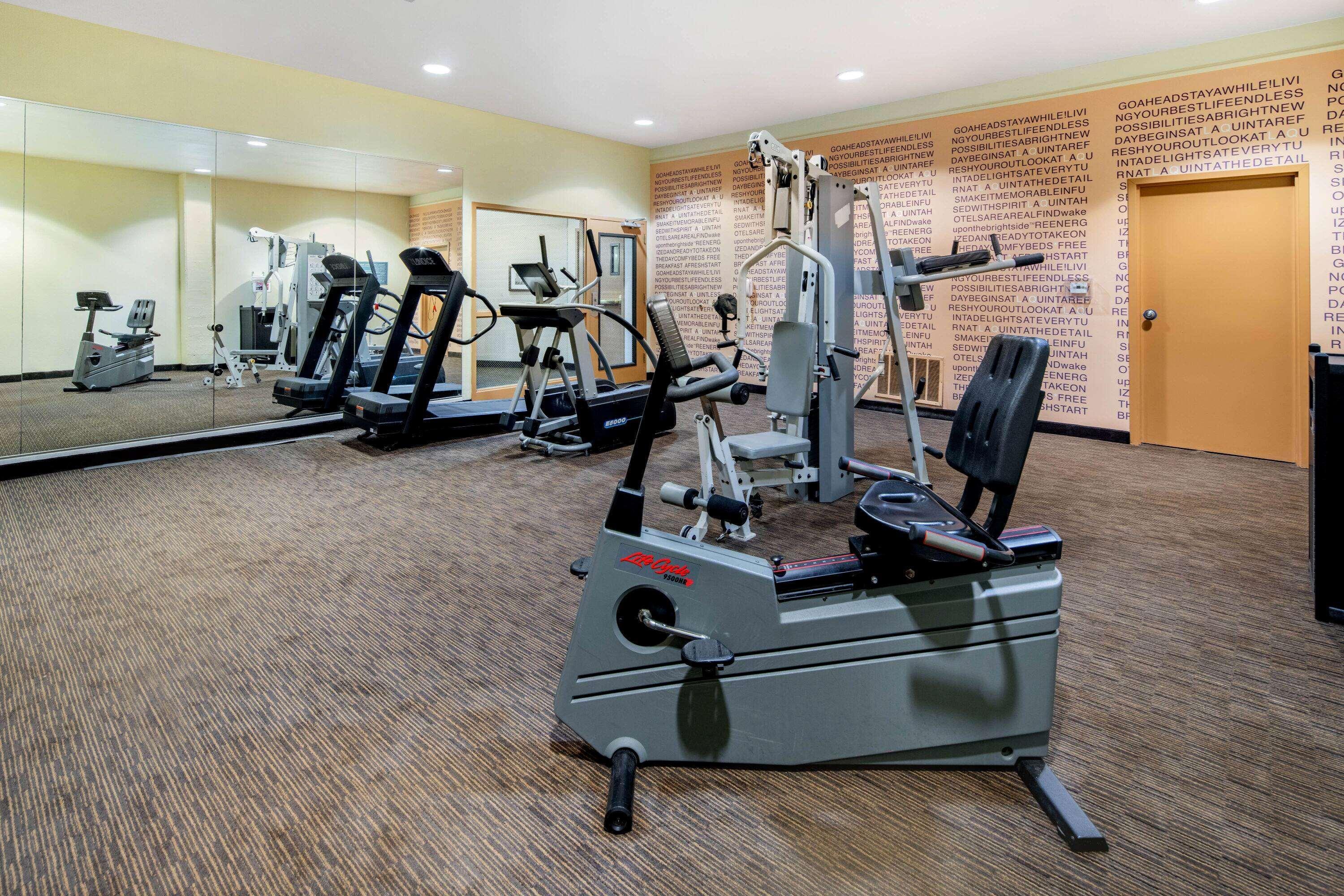 La Quinta Inn & Suites By Wyndham Irvine Spectrum Екстер'єр фото