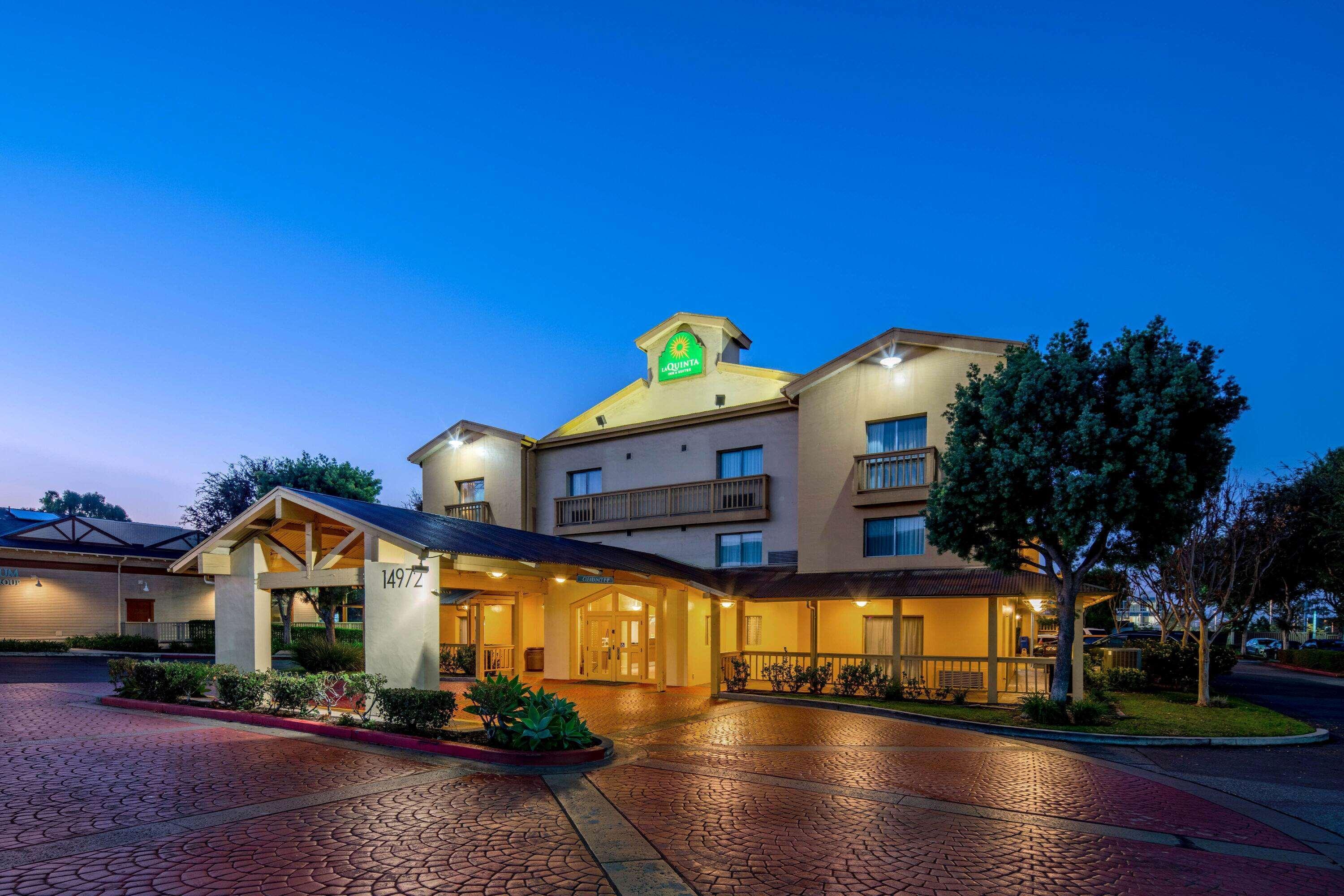 La Quinta Inn & Suites By Wyndham Irvine Spectrum Екстер'єр фото
