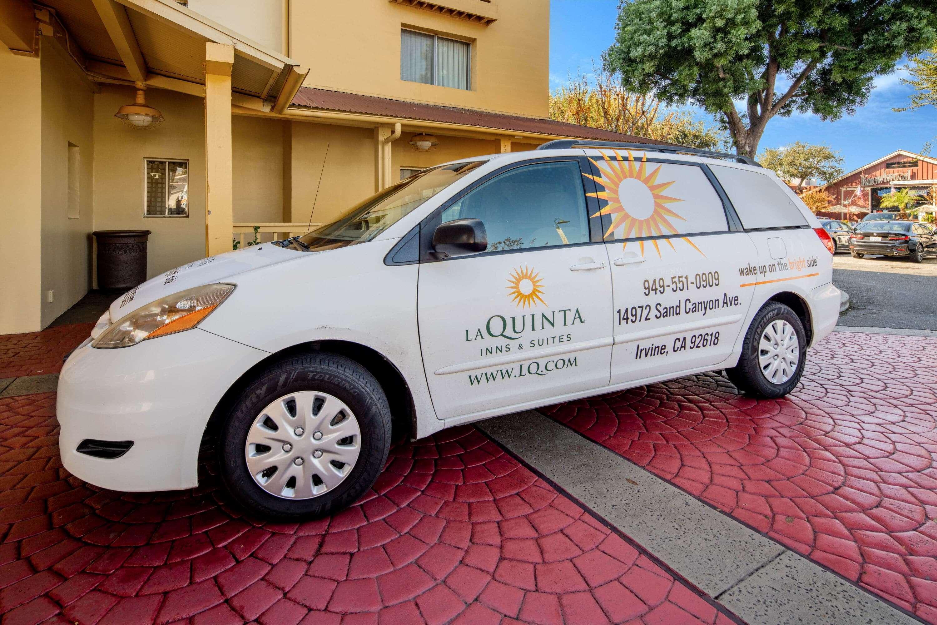 La Quinta Inn & Suites By Wyndham Irvine Spectrum Екстер'єр фото