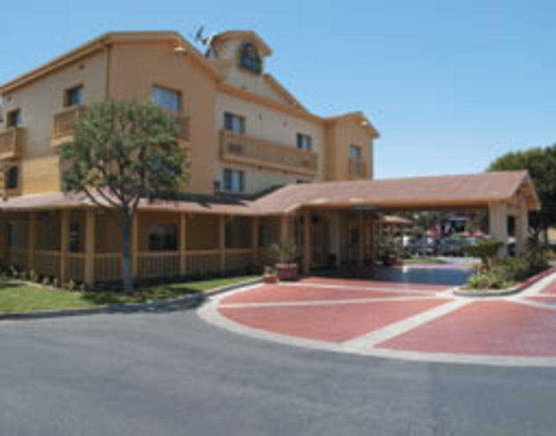 La Quinta Inn & Suites By Wyndham Irvine Spectrum Екстер'єр фото